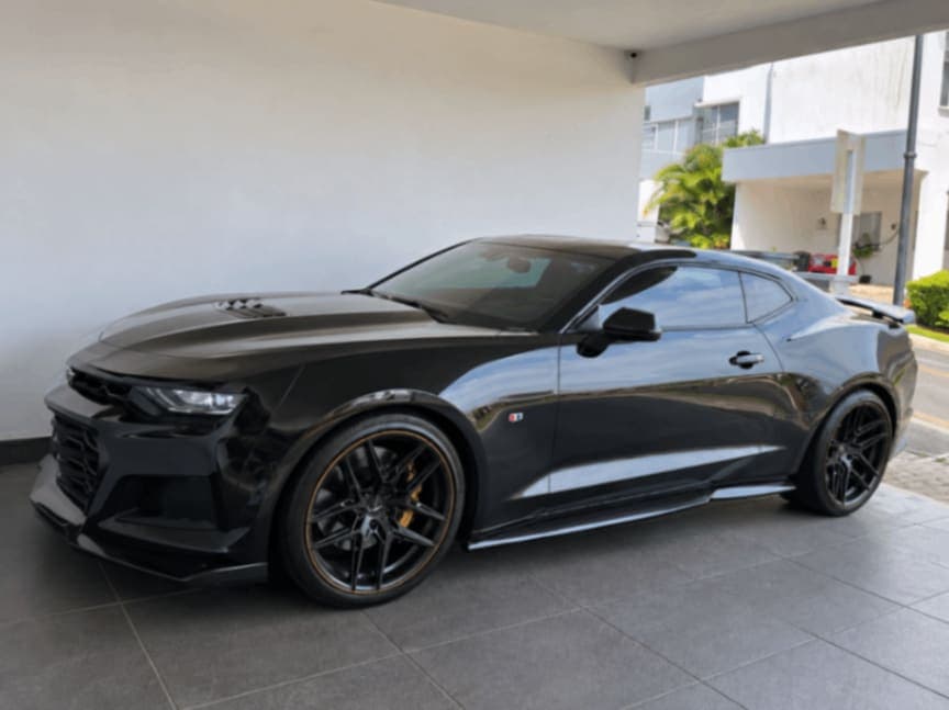 Chevrolet Camaro 2SS