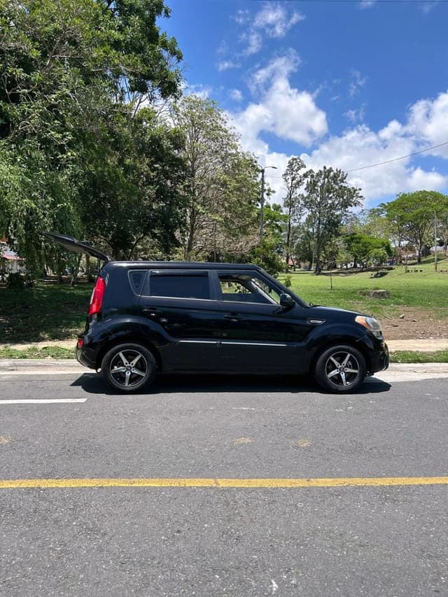 Kia Soul 2013 Standard en excelentes condiciones
